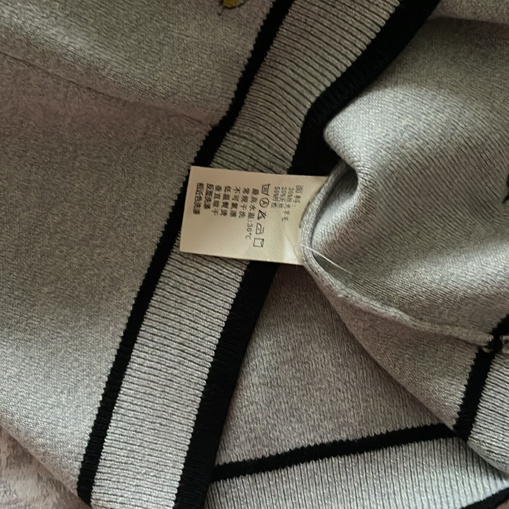 Burberry - Picture 10 of 10